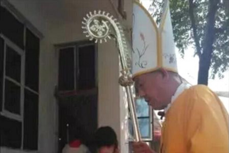 Trung Quốc: Một linh mục của “Giáo hội thầm lặng” được truyền chức giám mục bất hợp pháp