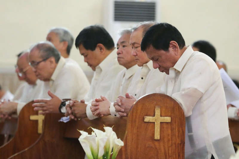 Tổng thống Duterte công bố ‘Tháng Kinh Thánh toàn quốc’