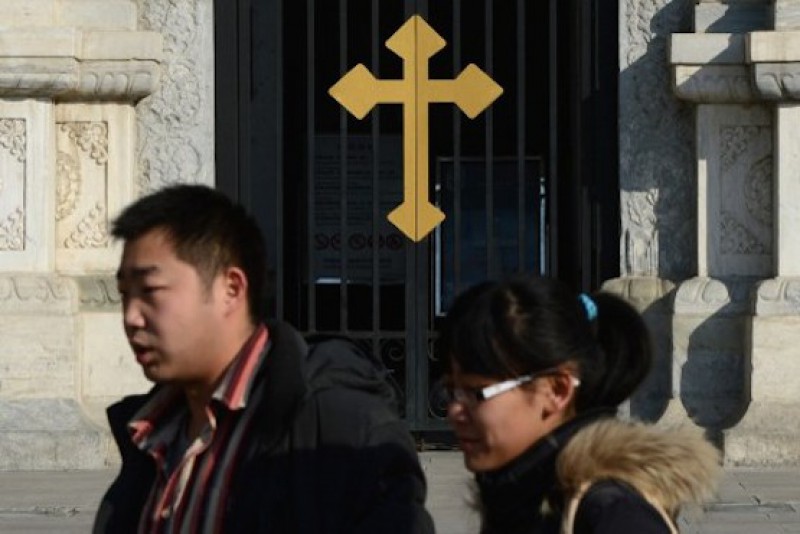 Sinh viên Trung Quốc phải bỏ đạo mới khi về nước