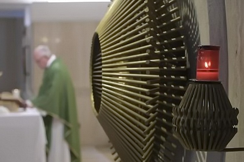 Đức Thánh Cha: Giáo Hội tăng trưởng trong thinh lặng, chứ không phô diễn