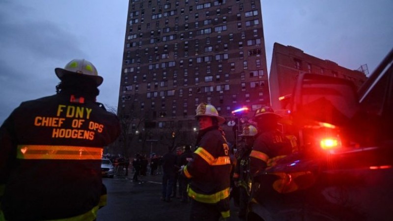 Đức Thánh Cha cầu nguyện cho các nạn nhân vụ cháy chung cư ở New York