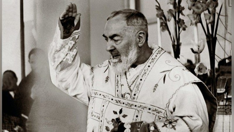 Cha thánh Pio