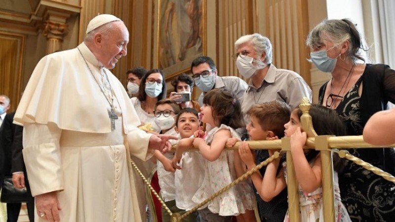 ĐTC gặp các phó tế vĩnh viễn của giáo phận Roma và gia đình của họ (tháng 6/2021)