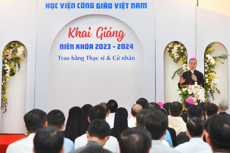 Học viện Công giáo Việt Nam: Khai giảng niên khóa 2023 - 2024, Trao bằng Thạc sĩ và Cử nhân Thần học