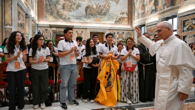 Đức Thánh Cha tiếp các bạn trẻ Peru đến Roma tham dự Năm Thánh Giới trẻ