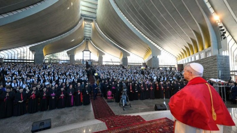ĐTC Lêô XIV gặp gỡ các Giám mục, linh mục, phó tế, tu sĩ nam nữ và nhân viên mục vụ ở Libăng