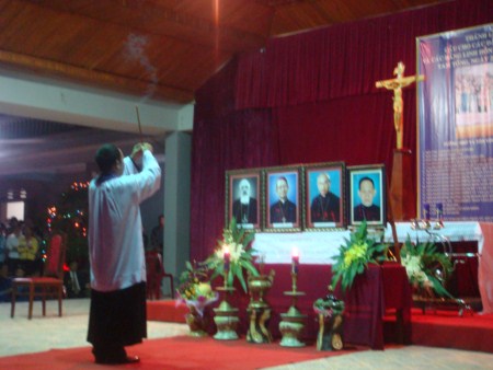 Người Công giáo Việt Nam và vấn đề tôn kính tổ tiên