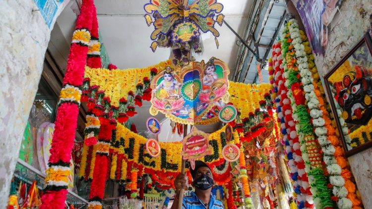 Tín đồ Ấn giáo ở Malaysia chuẩn bị lễ Ánh sáng (ANSA)