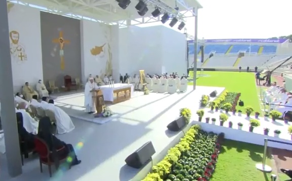ĐTC dâng Thánh lễ tại Sân vận động GSP của Sýp
