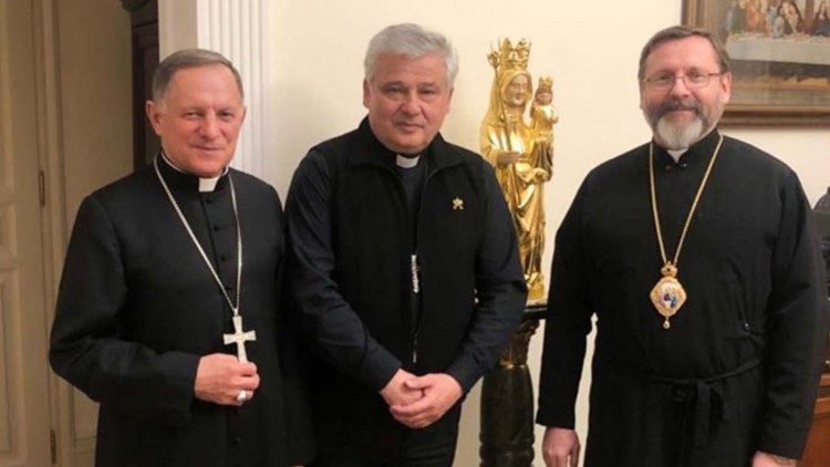 ĐHY Krajewski đã đến Ucraina và gặp các lãnh đạo Công giáo nước này