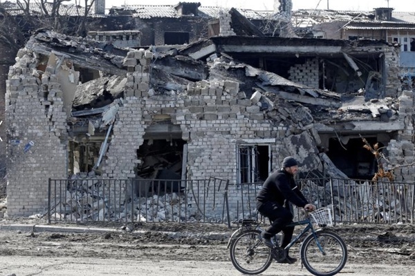 Thành phố Mariupol, đông nam Ukraine, người dân bị mắc kẹt trong cuộc giao tranh