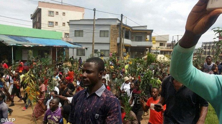 Các Giám mục Cameroon lên án vụ tấn công nhà thờ và bắt cóc