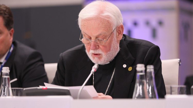 Ngoại trưởng Toà Thánh: Không thể cam chịu chiến tranh ở Ucraina tiếp tục kéo dài