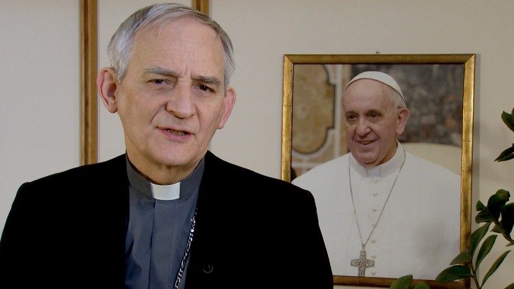 Đức Thánh Cha uỷ thác sứ vụ hoà bình ở Ucraina cho ĐHY Chủ tịch HĐGM Ý
