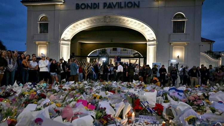 Một buổi tưởng niệm các nạn nhân trong vụ xả súng ở bãi biển Bondi, Úc