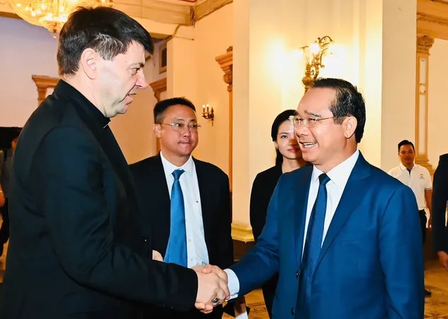 Chủ tịch UBND TPHCM Nguyễn Văn Được tiếp Đức Tổng Giám mục Marek Zalewski, Đại diện Tòa Thánh thường trú tại Việt Nam.