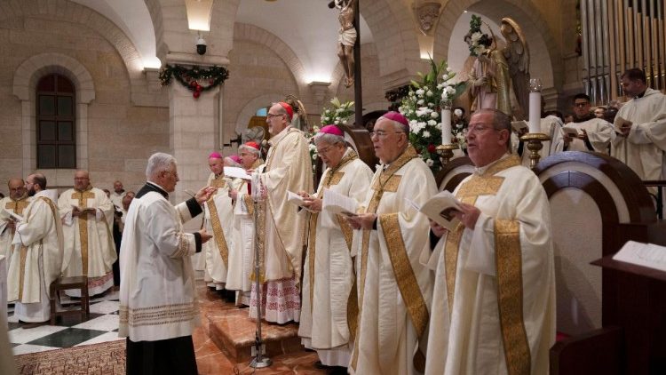 Đức Hồng y Pierbattista Pizzaballa và các Giám mục tại Thánh Địa