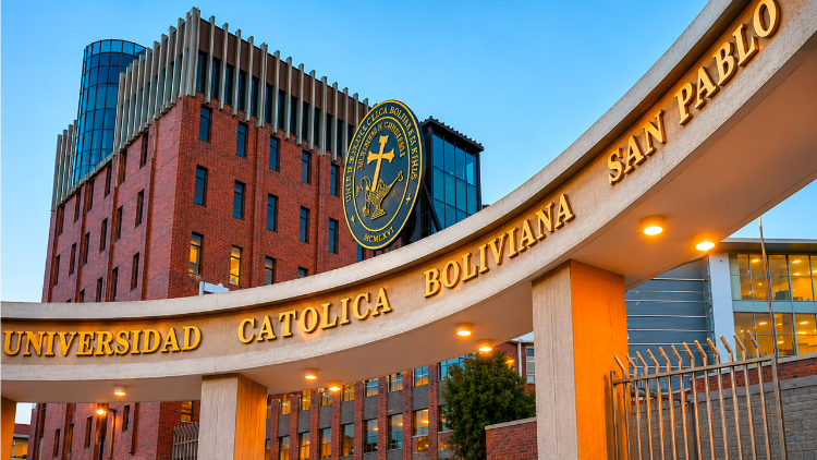 Trường Đại học Công giáo Bolivia.