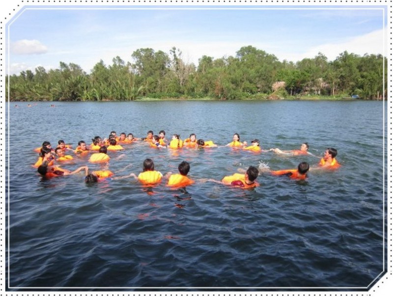 Tin ảnh: PICNIC cùng Sinh viên Vinh Hương