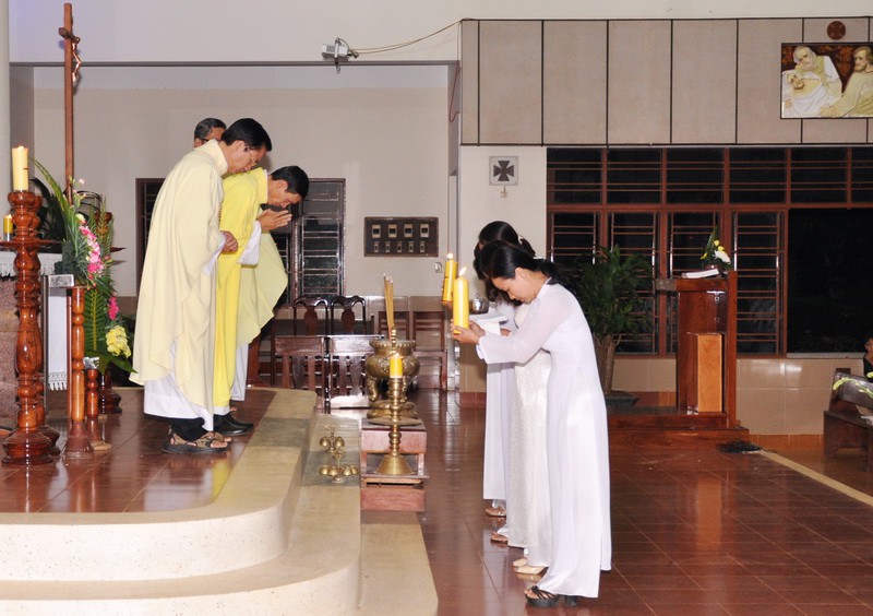 Toán 4, các bà mẹ giáo họ Thanh Tân mừng lễ bổn mạng