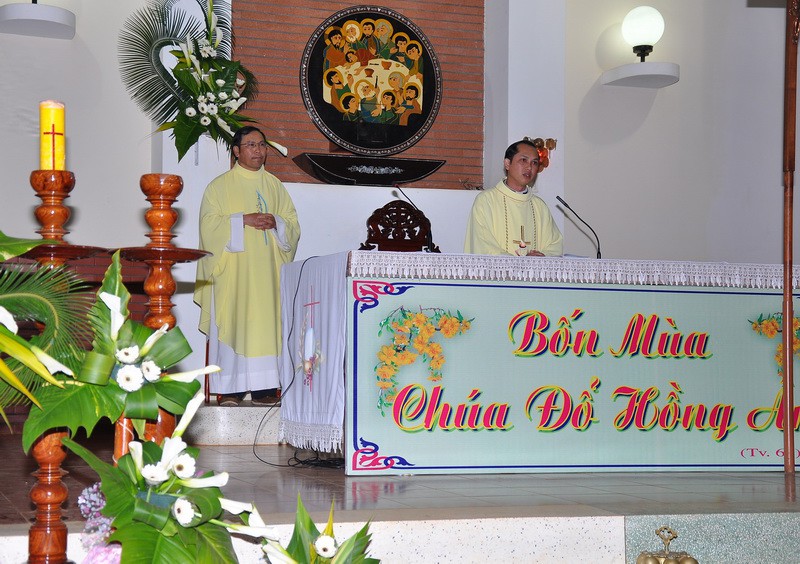 Video : Thánh Lễ Minh Niên Vinh Hương 2014