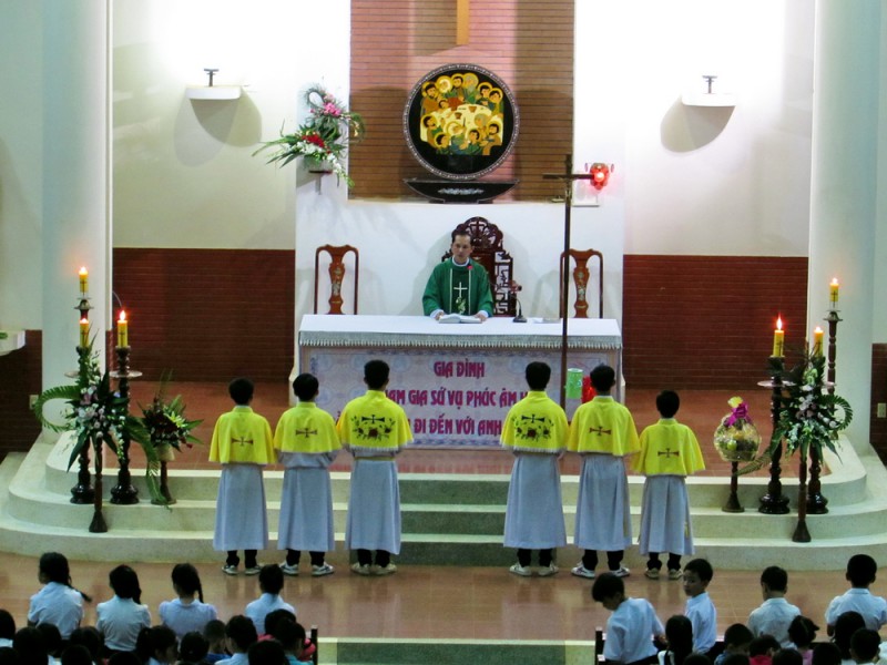 Trung Thu - Thánh lễ cầu cho thiếu nhi