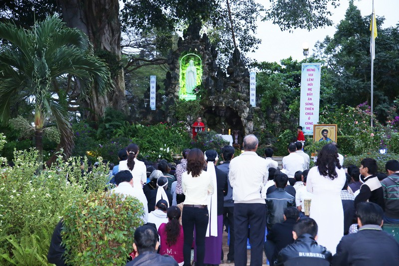 Hình ảnh lễ thánh Luca - Bổn mạng Gia trưởng giáo họ Thanh Tân