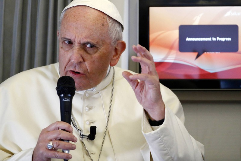 Tòa Thánh làm rõ nhận xét của Đức Giáo Hoàng về tờ C-harlie Hebdo