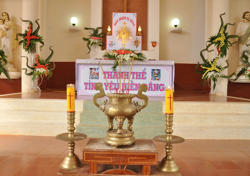 Hình ảnh ngày chầu lượt Vinh Hương