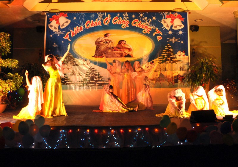 Chương Trình Thánh Lễ Giáng Sinh 2015