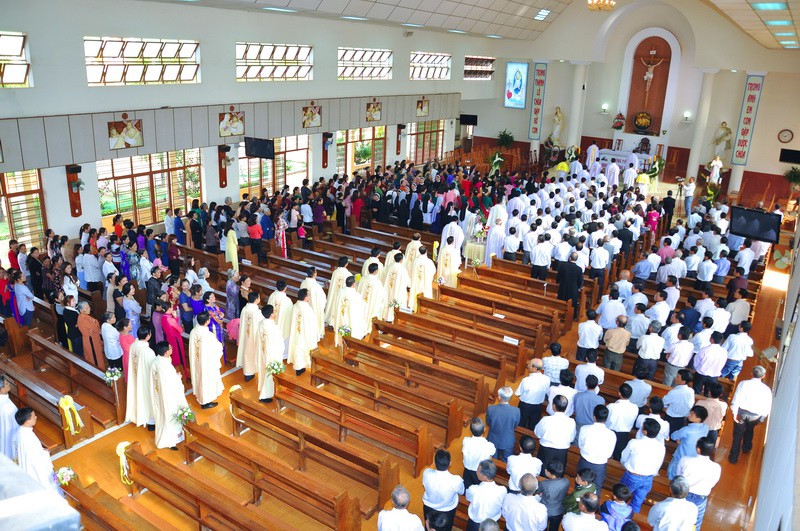 Vinh Hương - Thánh lễ tạ ơn mừng Tân linh mục Giuse Nguyễn Gia Hoàng, SVD