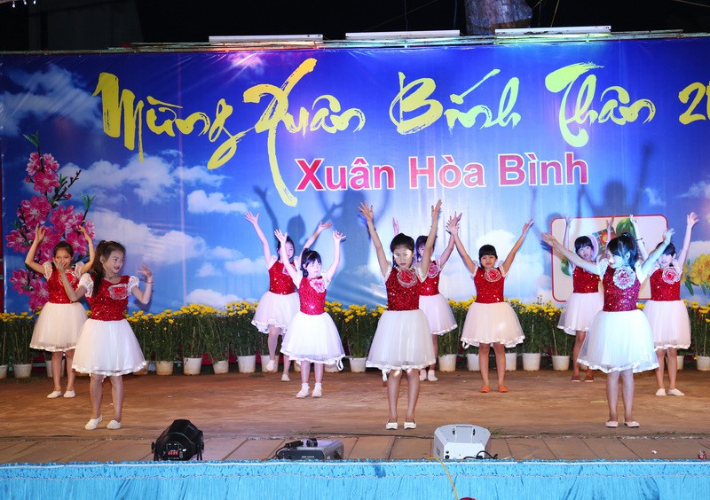 Video - Một số tiết mục Văn Nghệ Xuân Mồng Một Tết