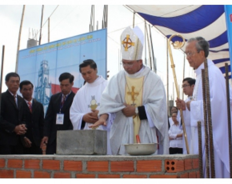 Thánh lễ đặt viên đá xây dựng Nhà thờ Giáo họ Xuân Tình, Giáo xứ Xuân Lộc