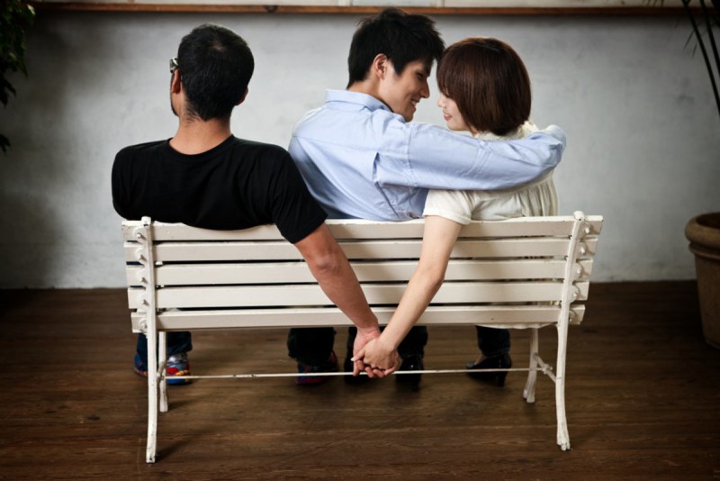 Khi vợ hay chồng ngoại tình