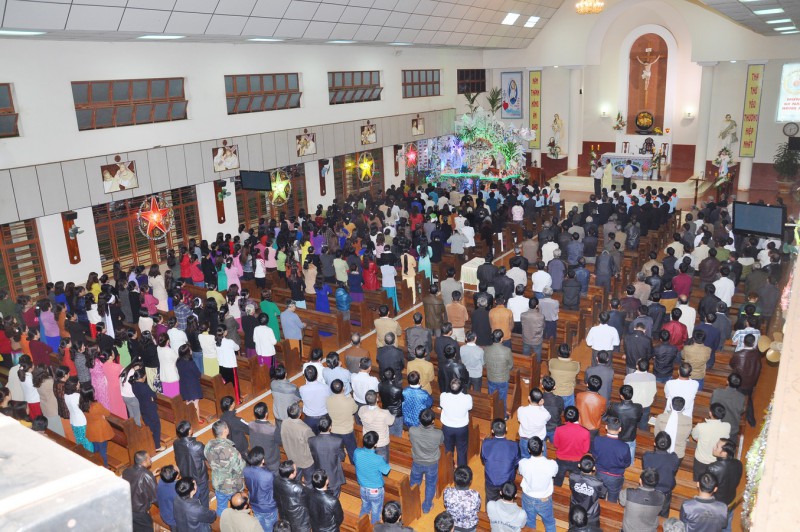 Vinh Hương - Lễ Hiển Linh, thánh lễ thứ ba trong Năm Thánh giáo xứ.