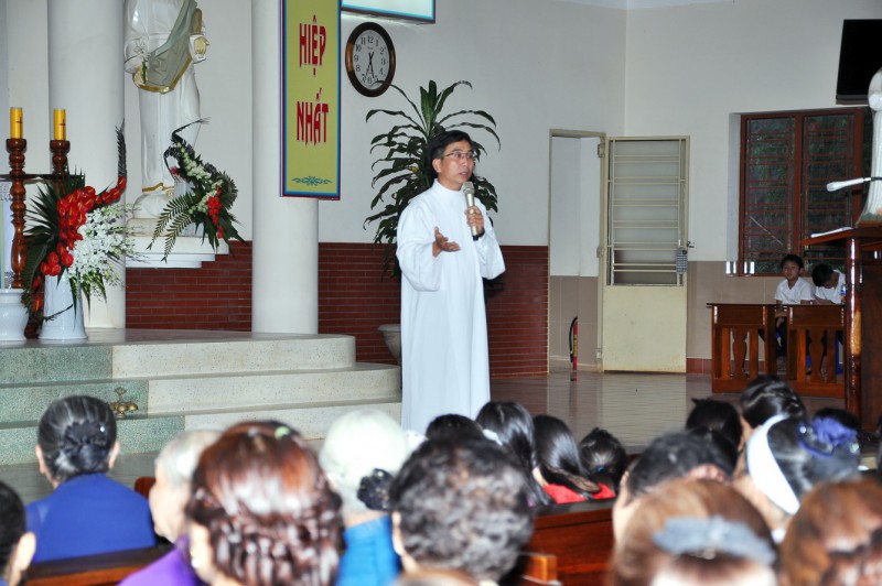 Thứ sáu - Ngày tĩnh tâm thứ hai trong tuần Chầu lượt Vinh Hương 2017