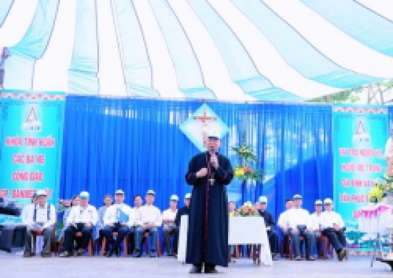 Chương trình tĩnh huấn các bà mẹ Công giáo GP. BMT