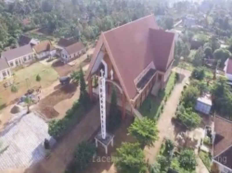 Video : Đêm diễn nguyện & Thánh lễ mừng Kim khánh GX . Xã Đoài
