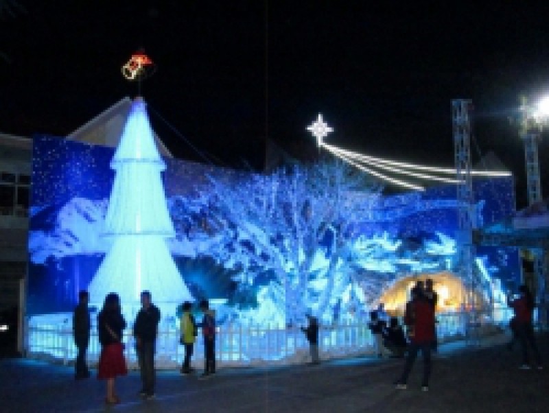 Rảo quanh Hang đá Noel 2017 tại Ban Mê Thuột
