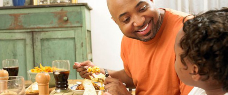 6 cách thức để trở nên một người lắng nghe tốt hơn trong gia đình bạn