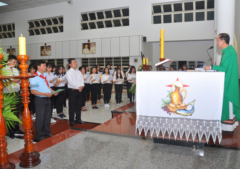 Vinh Hương - Thánh Lễ Lên Đường 2018