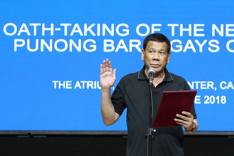 Chính phủ Philippines sửa sai sau phát biểu của tổng thống Duterte