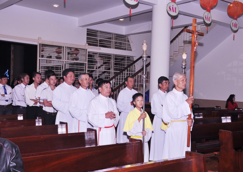 Vinh Hương – Lễ Các Tổng Lãnh Thiên Thần Michael, Gabriel, Raphael.