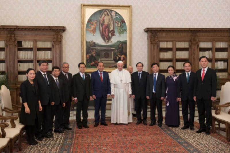 Việt Nam: Đức Thánh Cha tiếp kiến Phó Thủ Tướng Trương Hoà  Bình