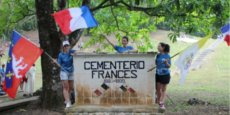 Ngày JMJ Panama: Các bạn trẻ mang lại sự sống cho một nghĩa trang Pháp bị lãng quên