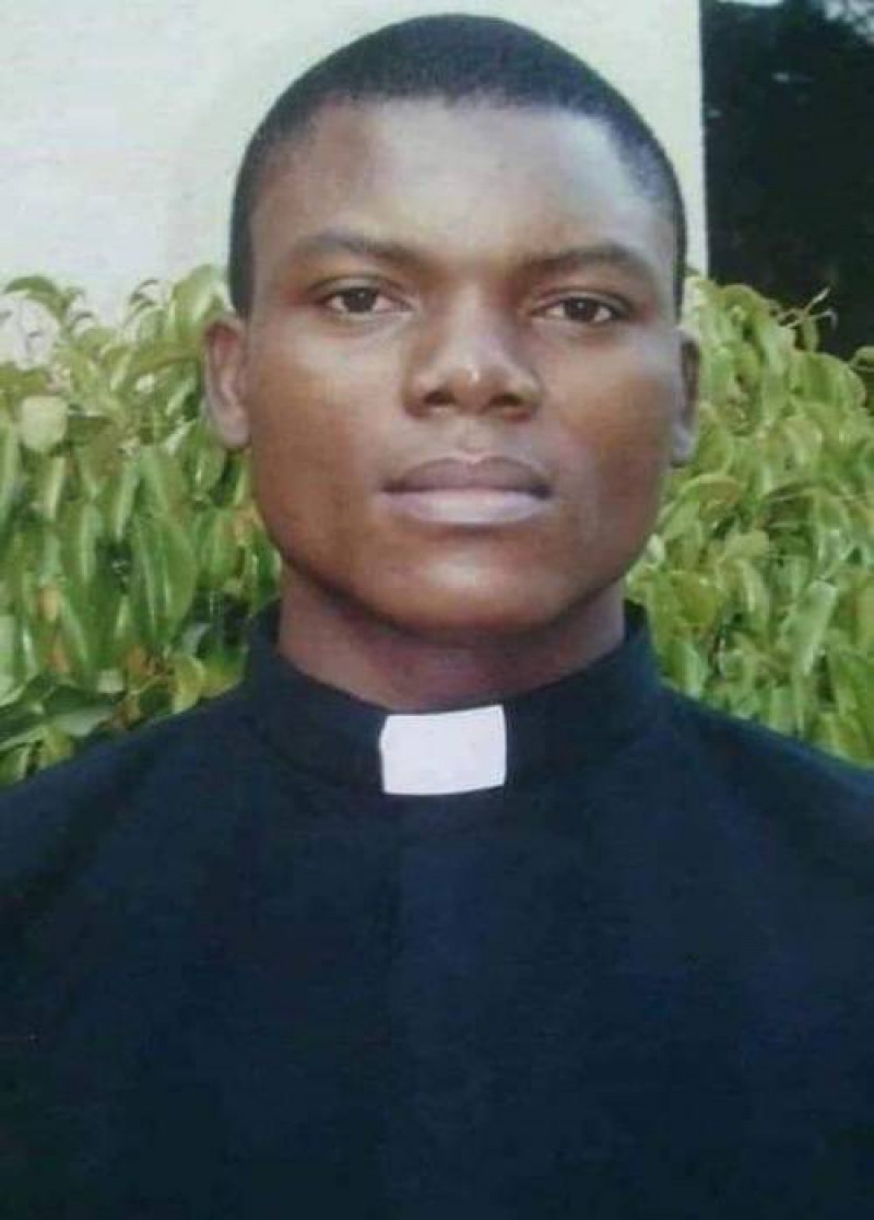 Linh mục Nigeria bị sát hại trên đường đi hòa giải xung đột