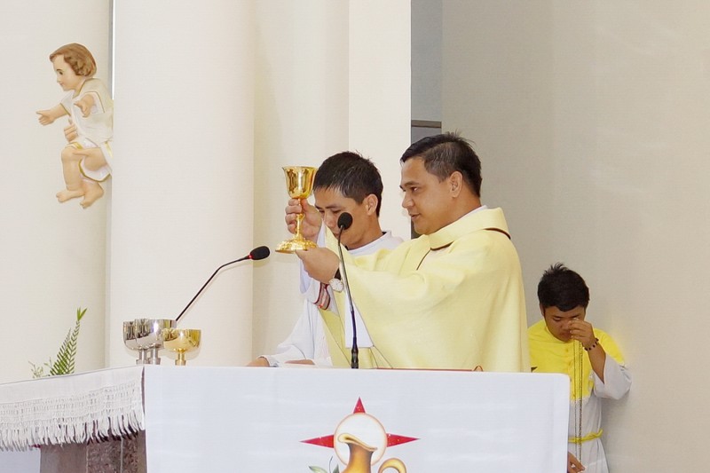 Thánh lễ tạ ơn tân linh mục - Cha Phêrô Vương Đình Thắng