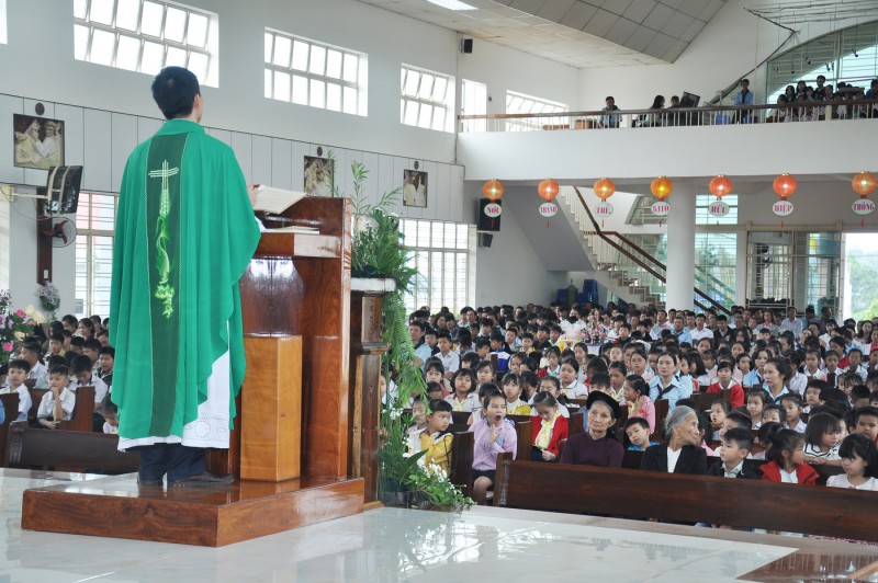Giáo lý viên Vinh Hương mừng lễ bổn mạng