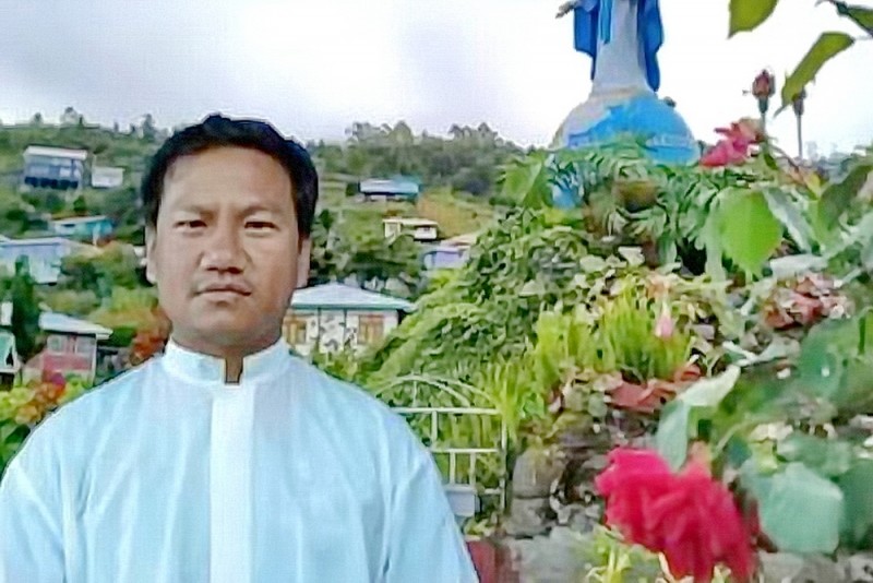 Quân đội Myanmar bắt giữ linh mục Công giáo ở bang Chin