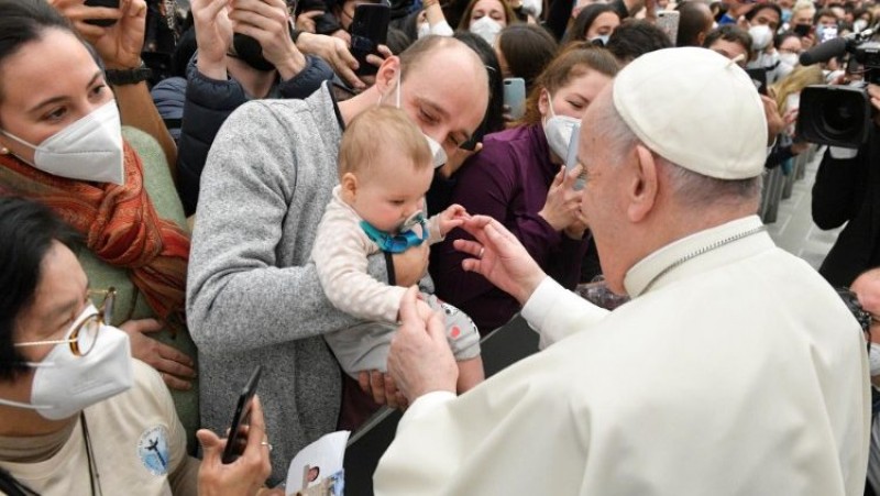 Tình cha của thánh Giuse phản ánh tình yêu dịu hiền của Thiên Chúa